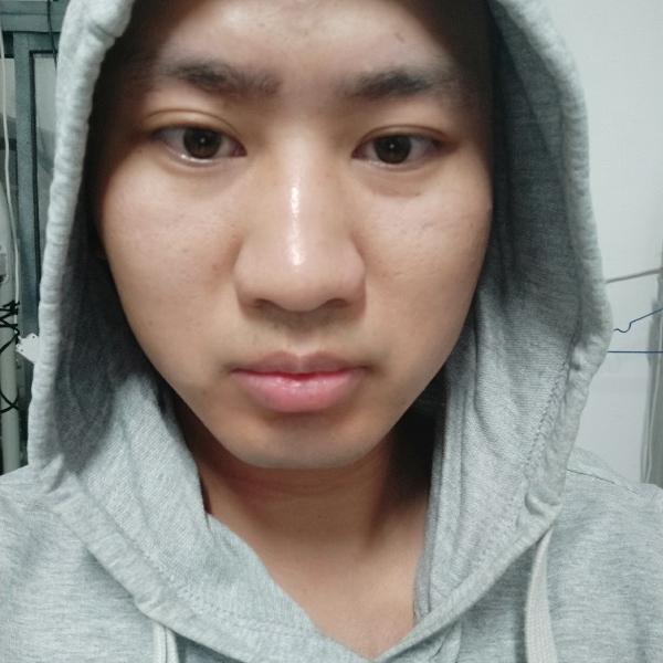 玉米闻如意的照片