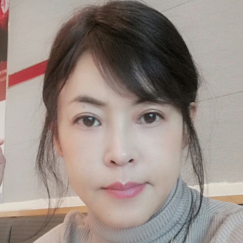 镜子妖娆的照片