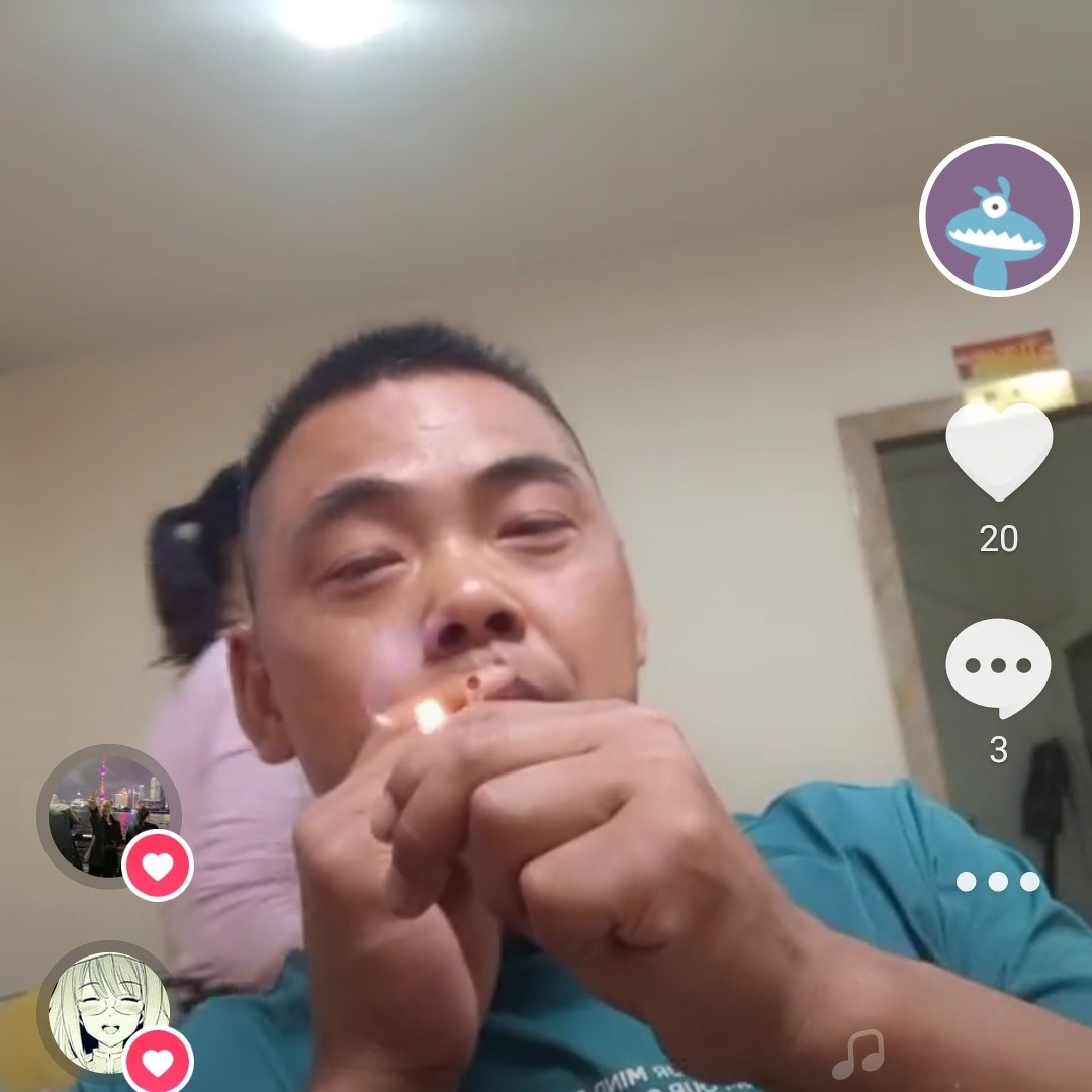 裙子停止善良的照片