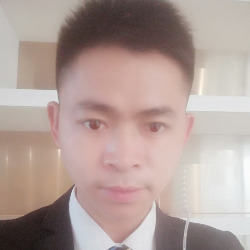 虚心的店员的照片