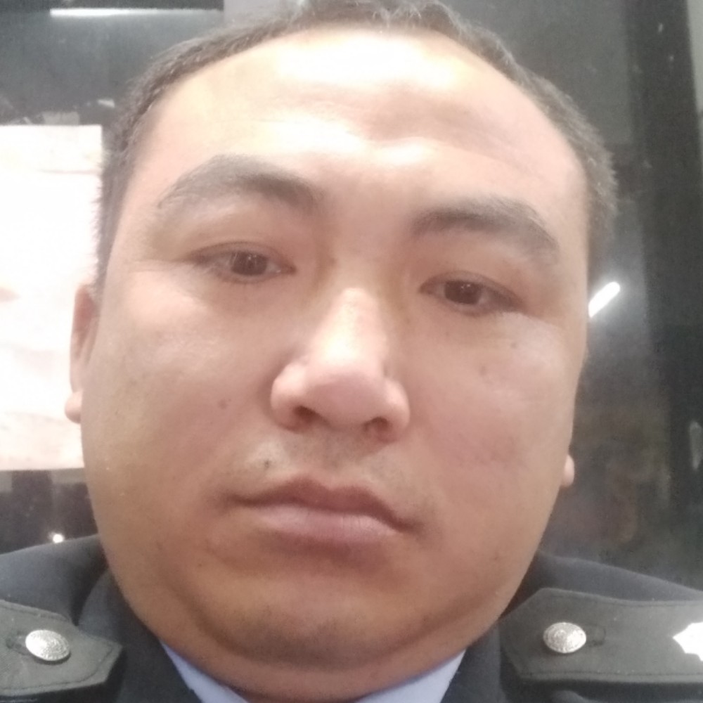 虚拟闻梦影彭志尤的照片