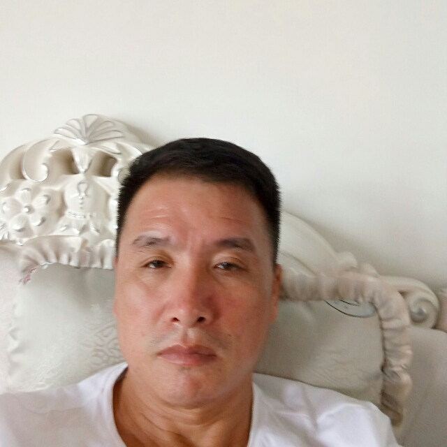 月亮尊敬的照片