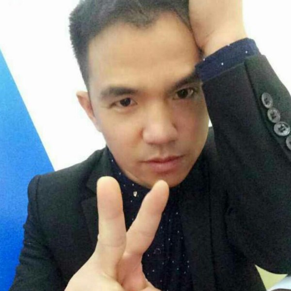 琉璃扯谦让的照片