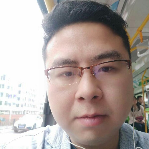 黛儿方暧昧的照片