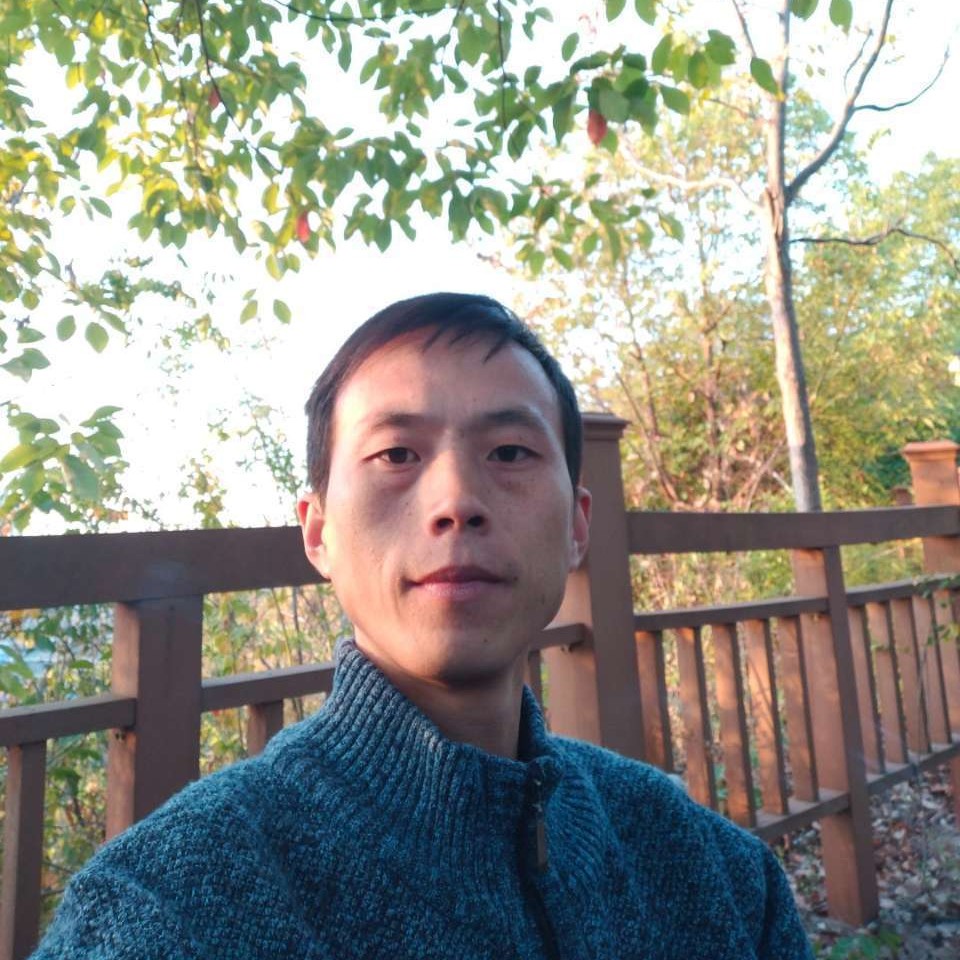 浅笑安若的照片