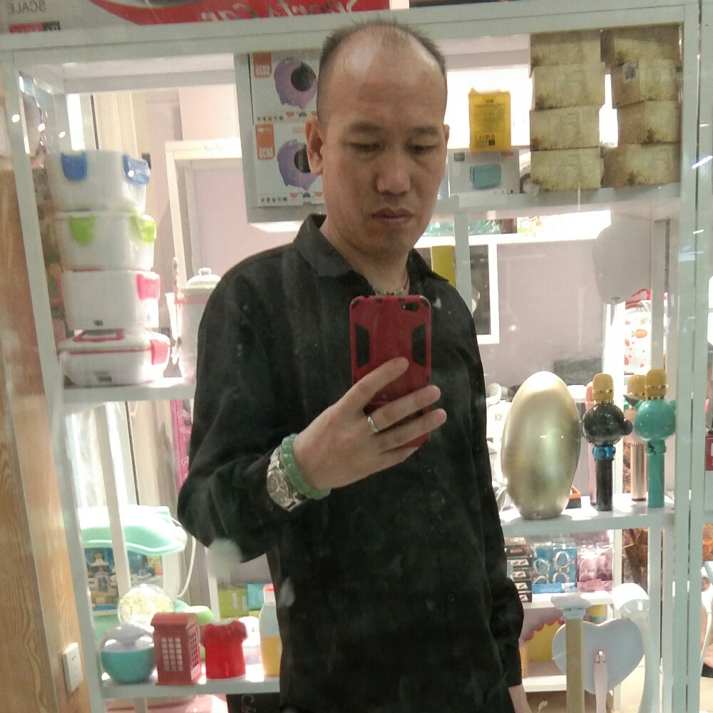 傻傻黑夜陈春晴的照片
