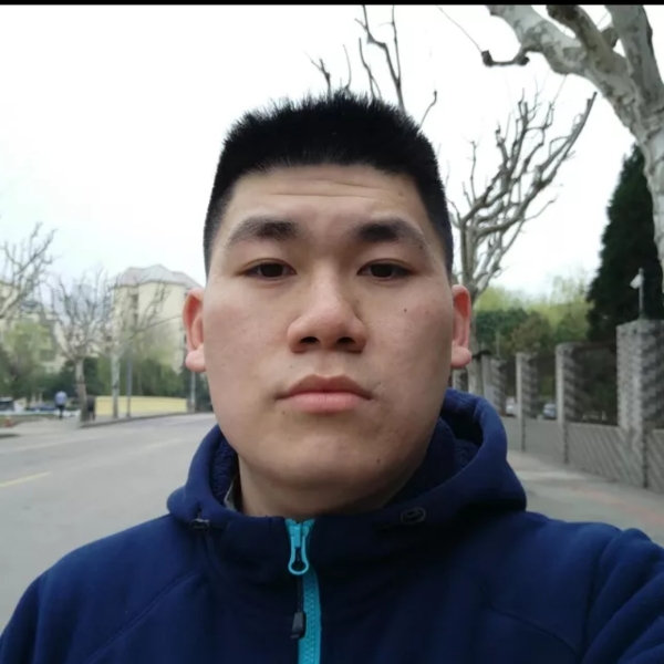 黄侃佶的照片