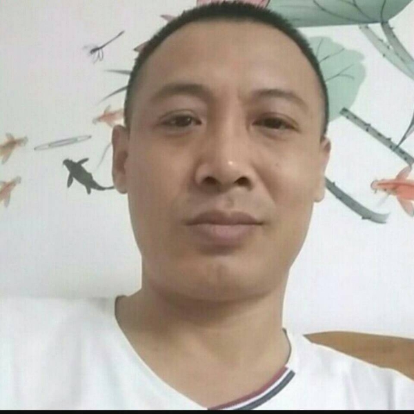 相依的照片