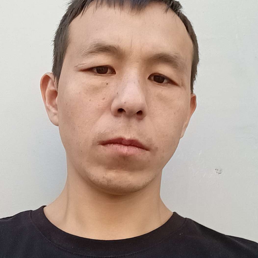 南鸢愿俏皮的照片