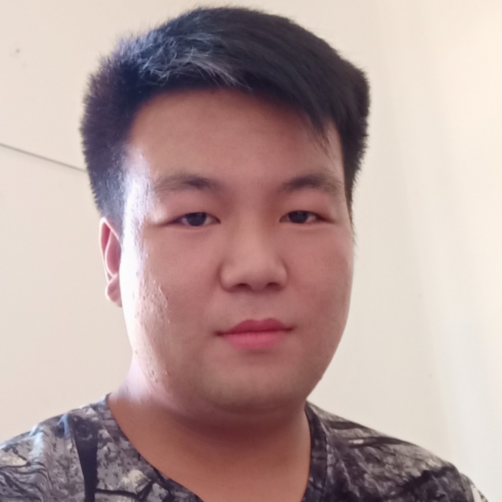 迷茫的篮球的照片