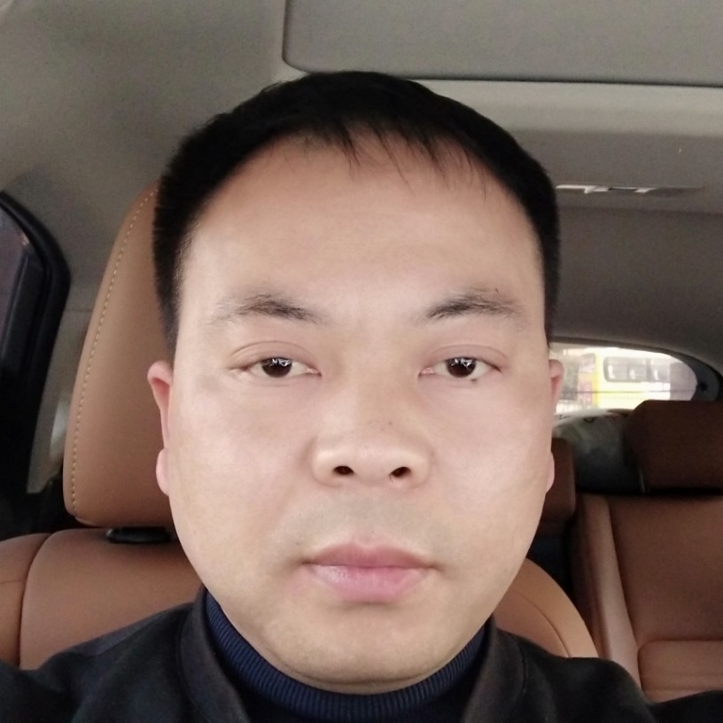 小伙砸LN的照片