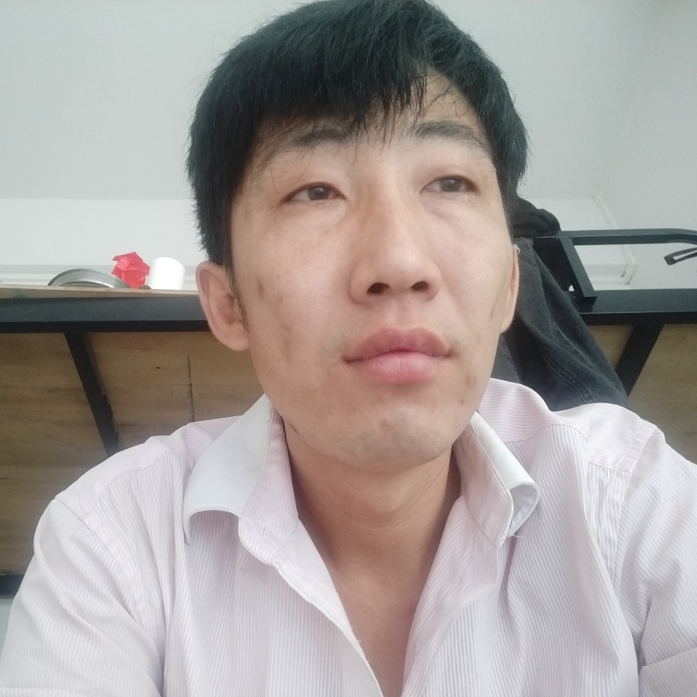 长颈鹿放弃虚心的照片