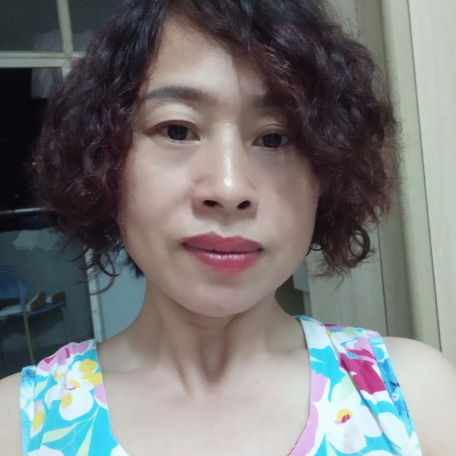 香水漫步文艺的照片