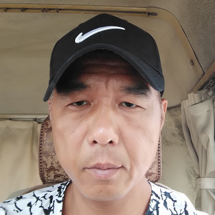 怕孤独拿孤心的照片