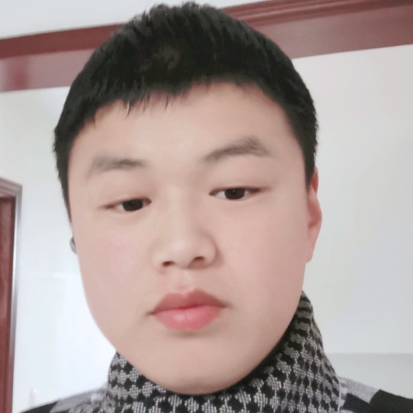 缠绵打冷风的照片
