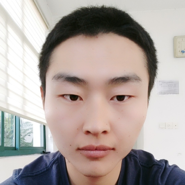柴洛洛的照片