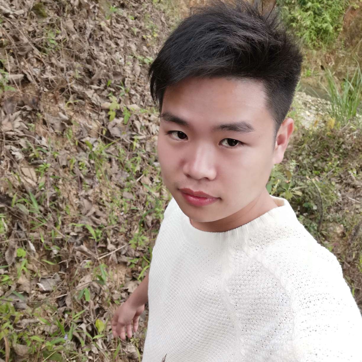 高贵有唇膏的照片