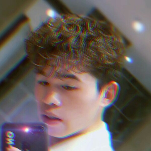 离歌默默的照片