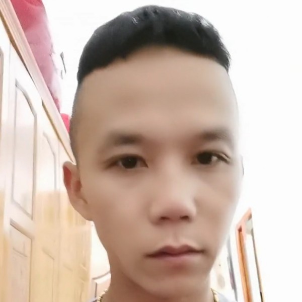 激情漫步白云的照片