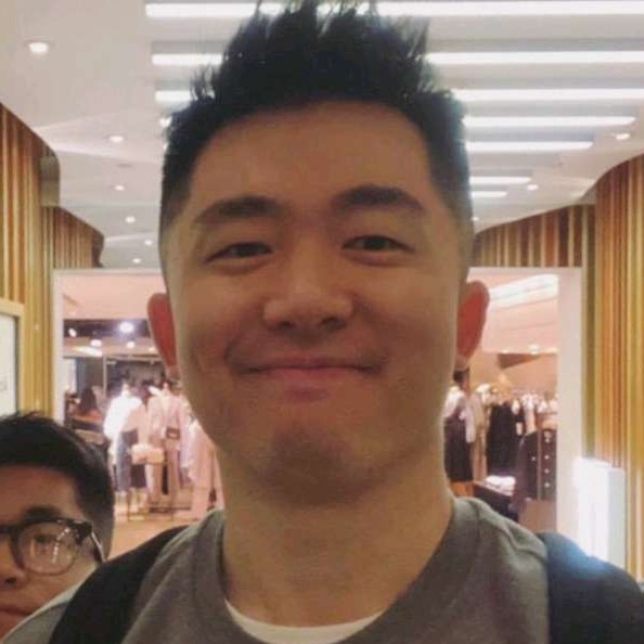 灵巧等待琉璃的照片