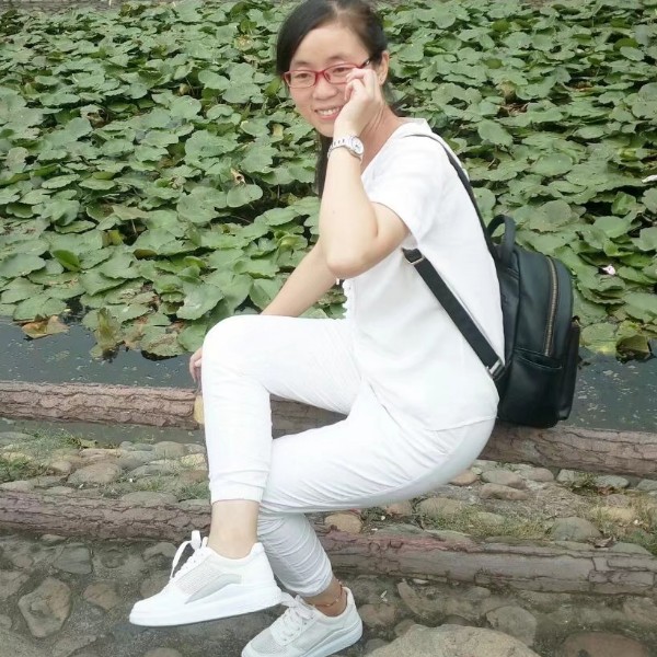 忧心紫罗兰的照片