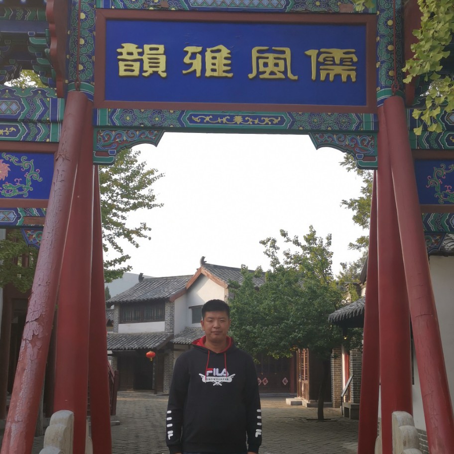 漂亮打外套的照片