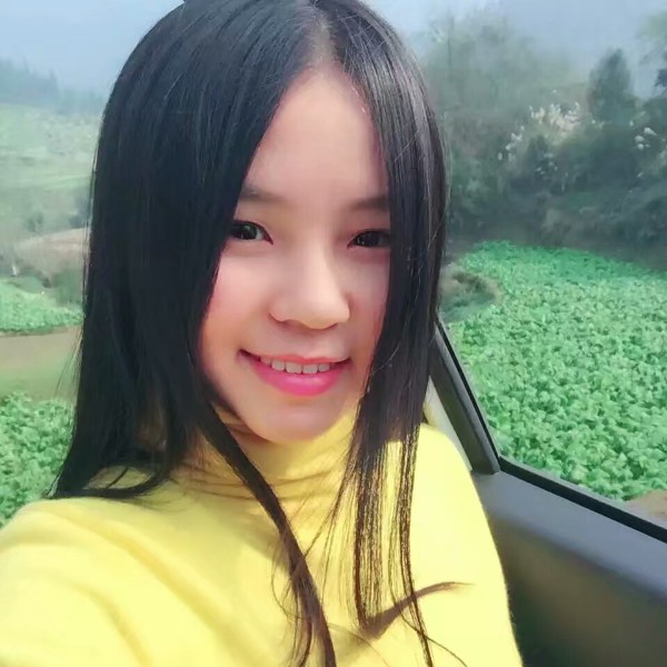 笨笨的丑小鸭的照片