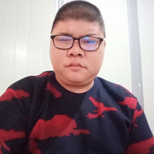 单纯可爱真诚的照片