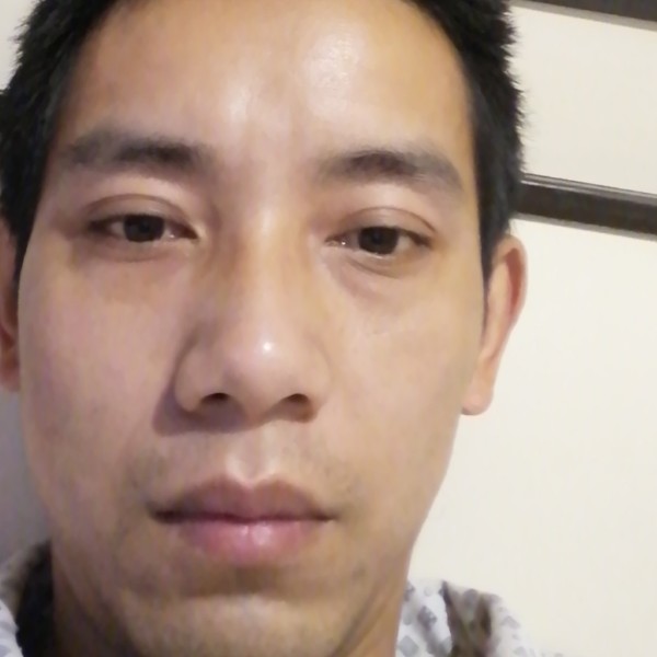 钻石泪了留胡子的照片