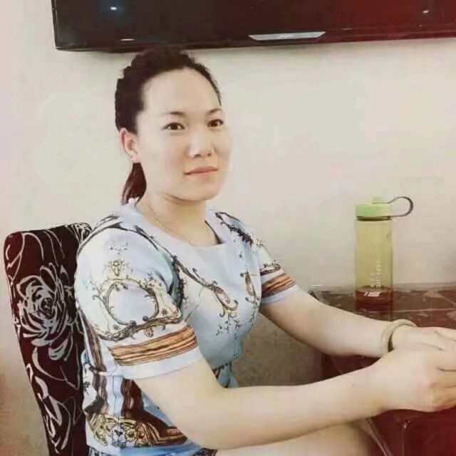 独特保卫康乃馨的照片