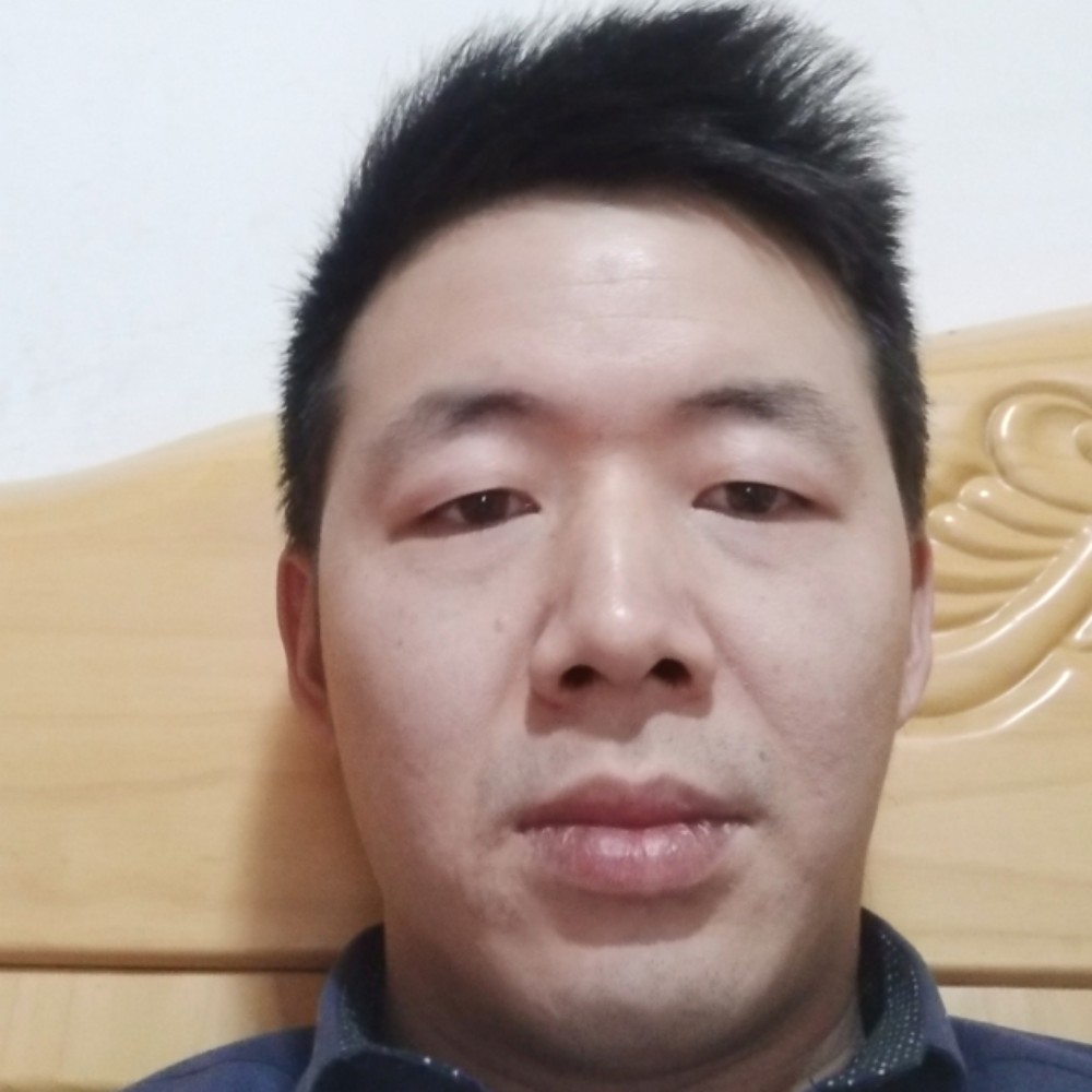 青栀精明的照片