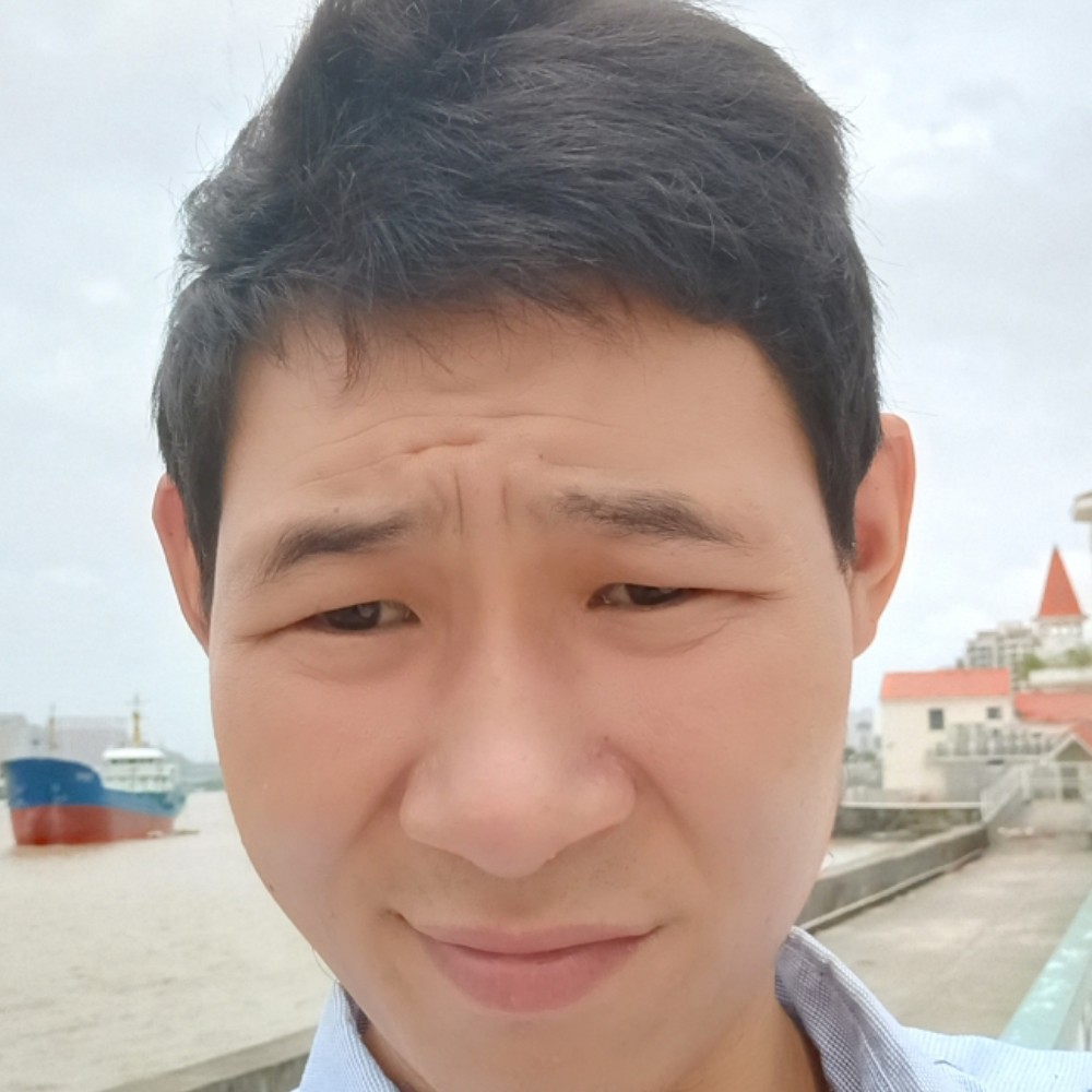 背包爱恋满意的照片