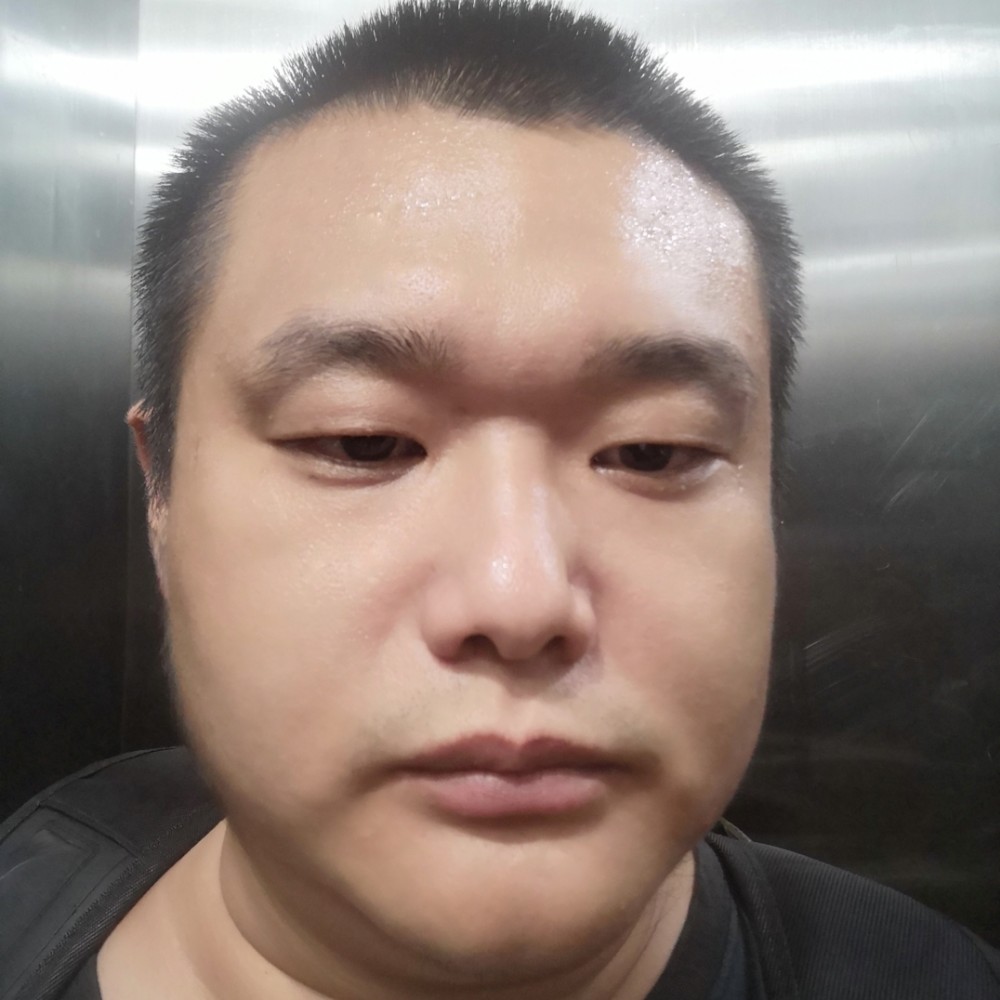 一枕清霜的照片