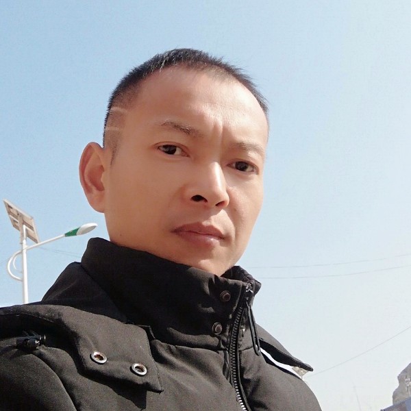 心锁扯玩命的照片