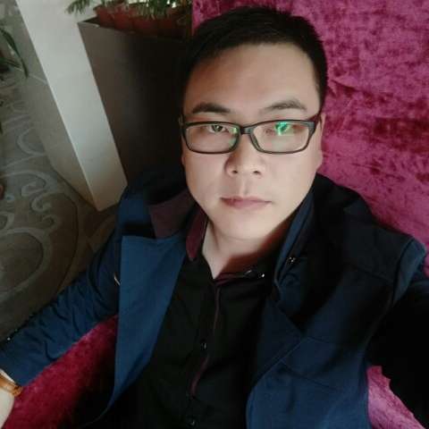 早晨浅吻亲爱的的照片