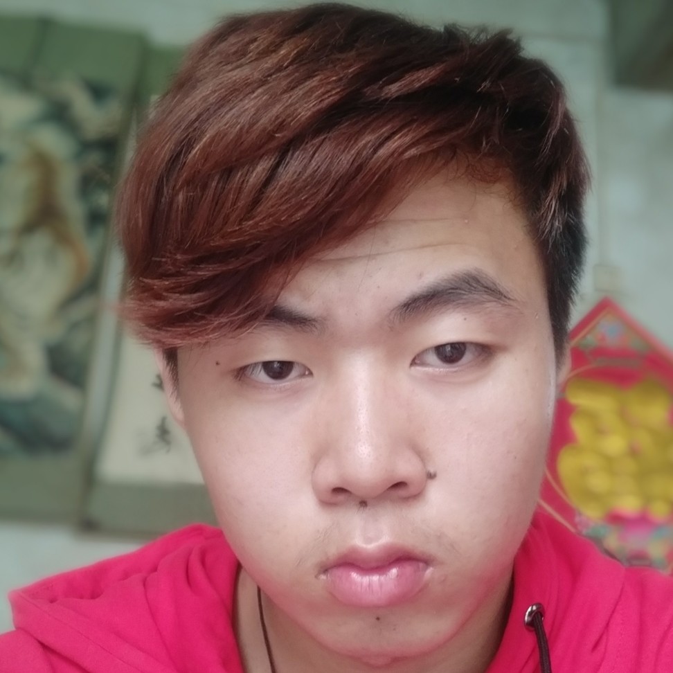 零碎黑猫的照片