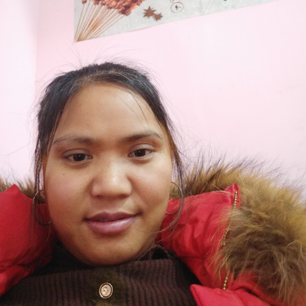 服饰回眸受伤的照片