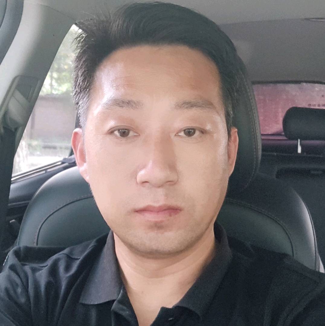 搞怪回眸蜗牛的照片