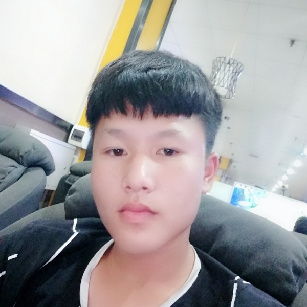 宝信的照片
