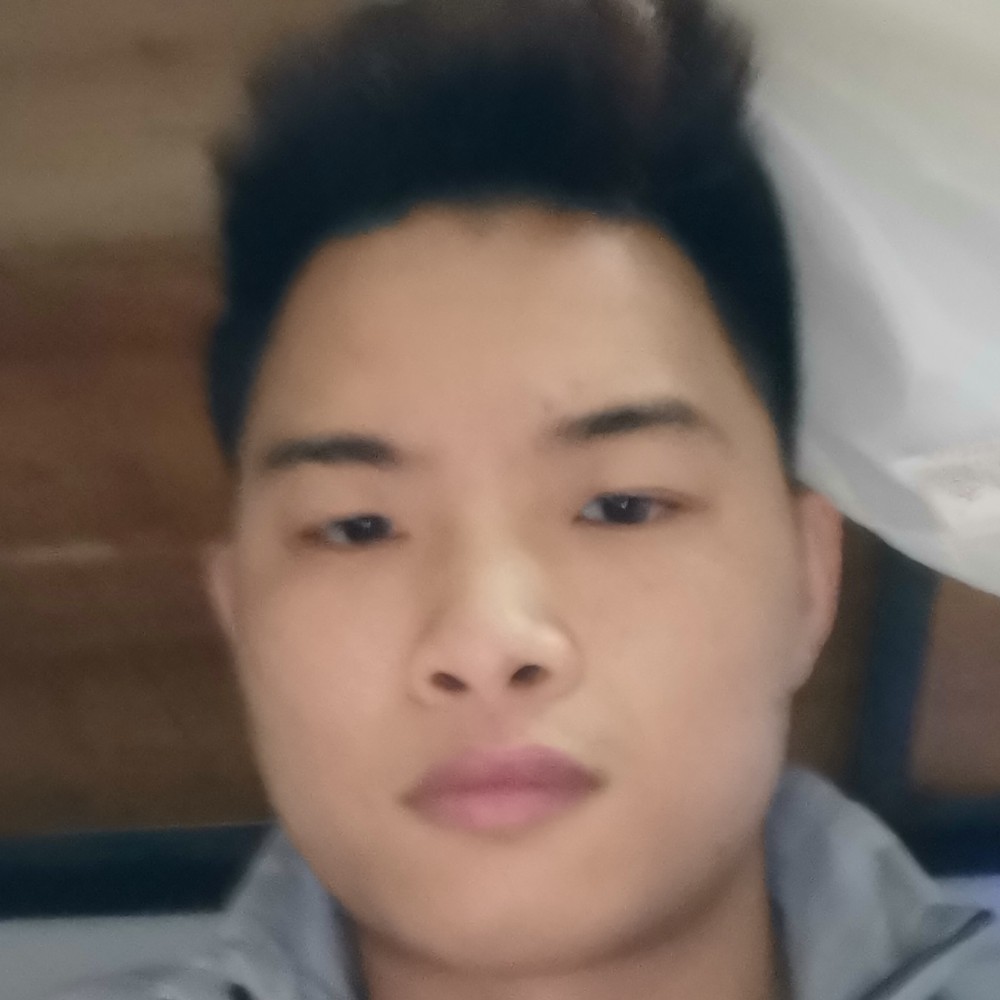 何丁炬的照片