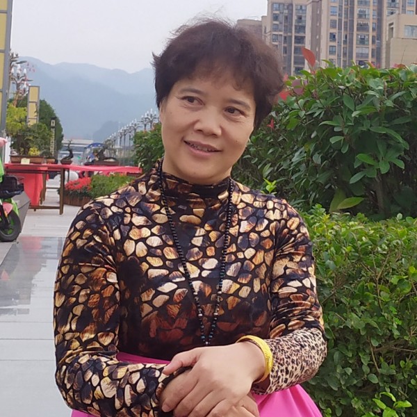 安静(孙)的照片