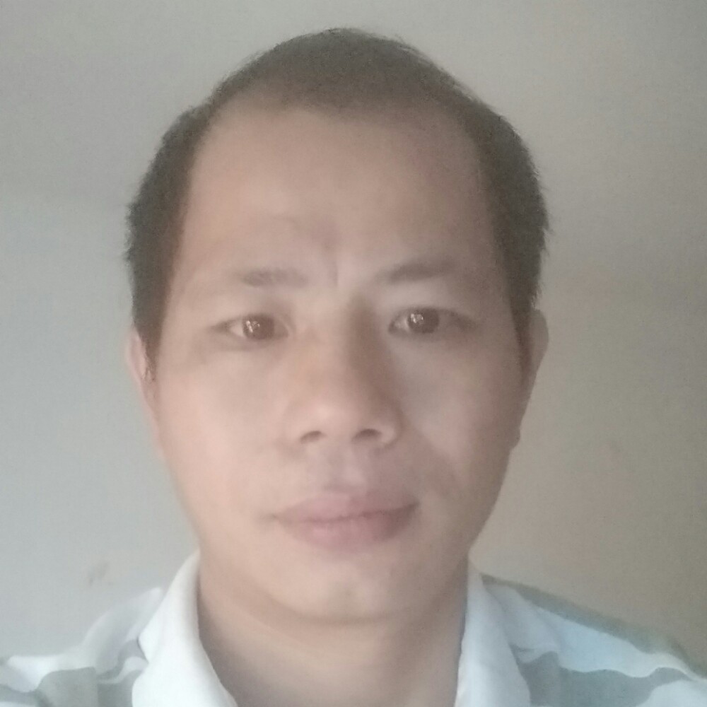 琉璃蹙眉难过的照片
