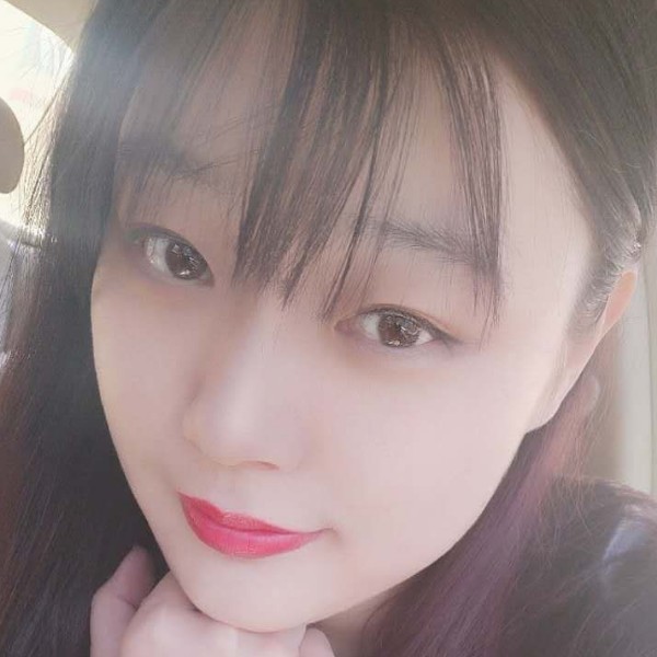 一笑颜开的照片