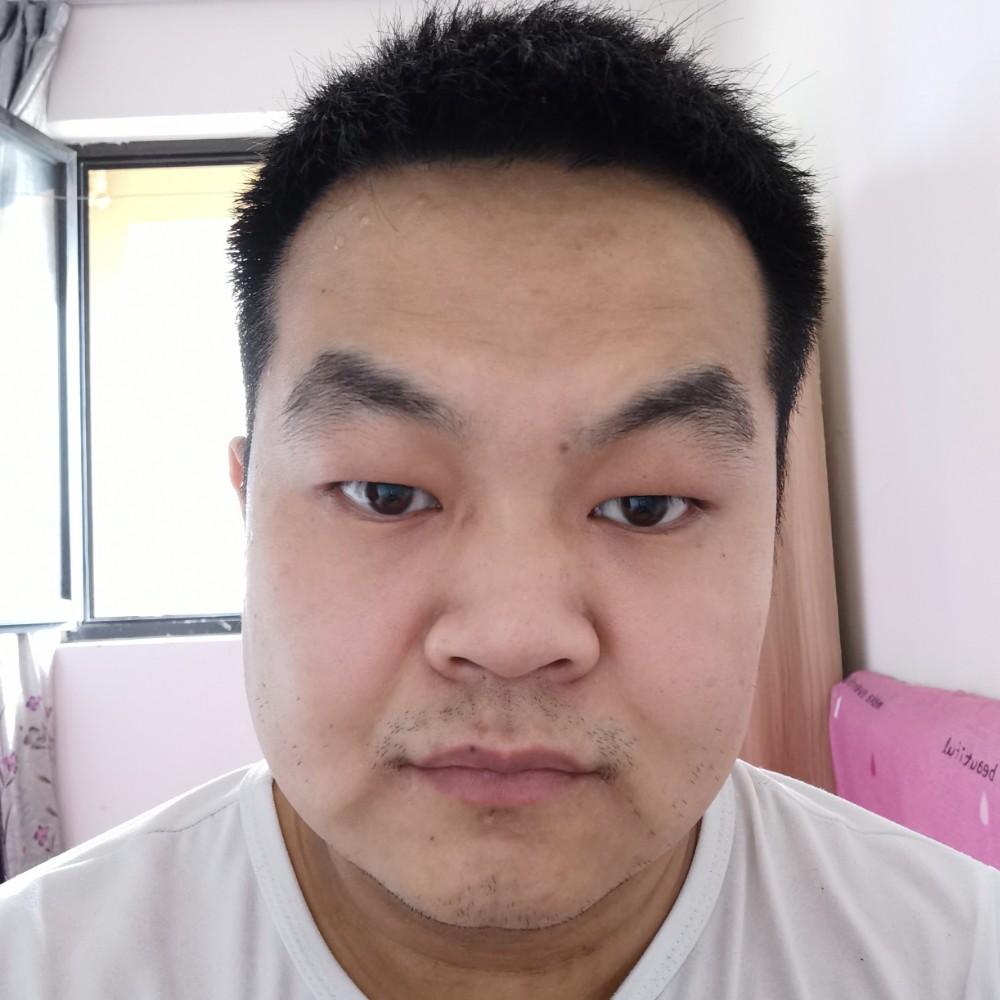 神臣雨人的照片