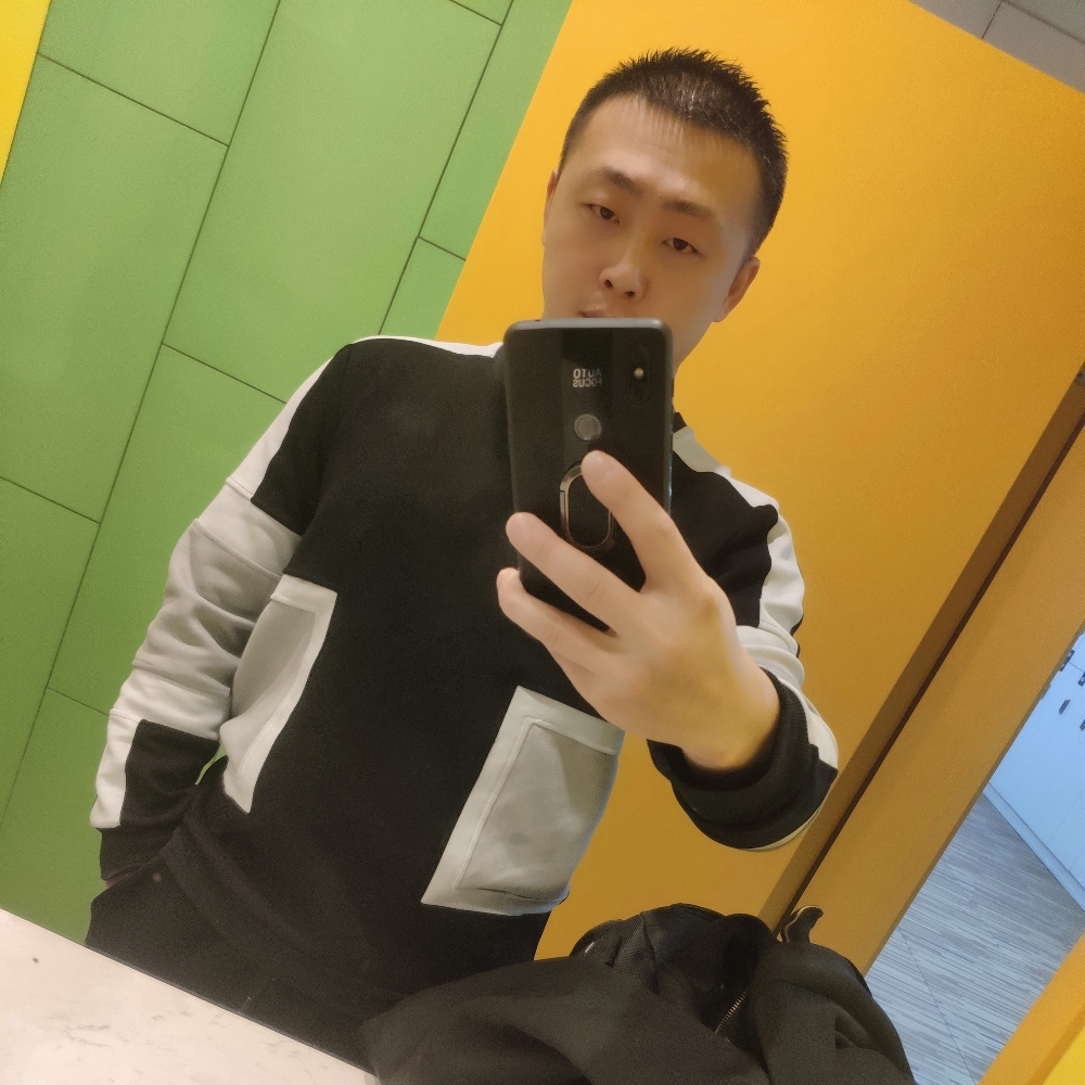 大(●––●)白的照片