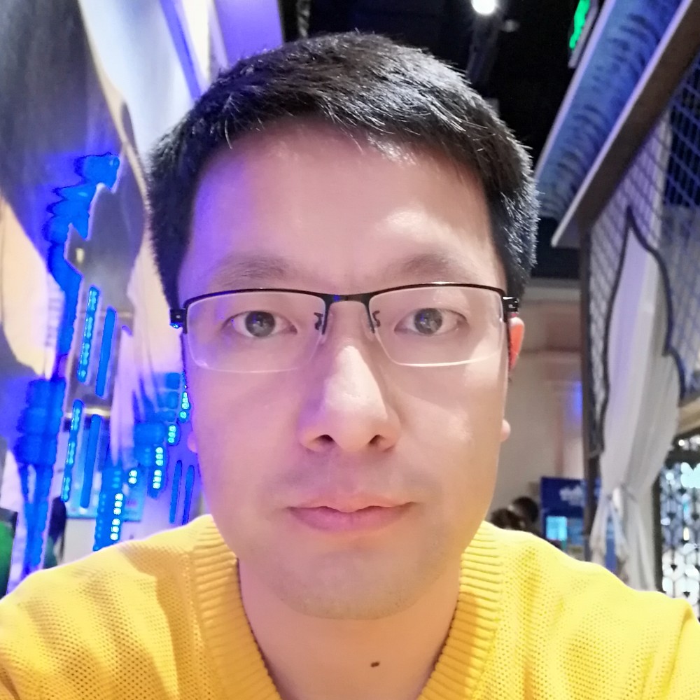 自信墨镜的照片