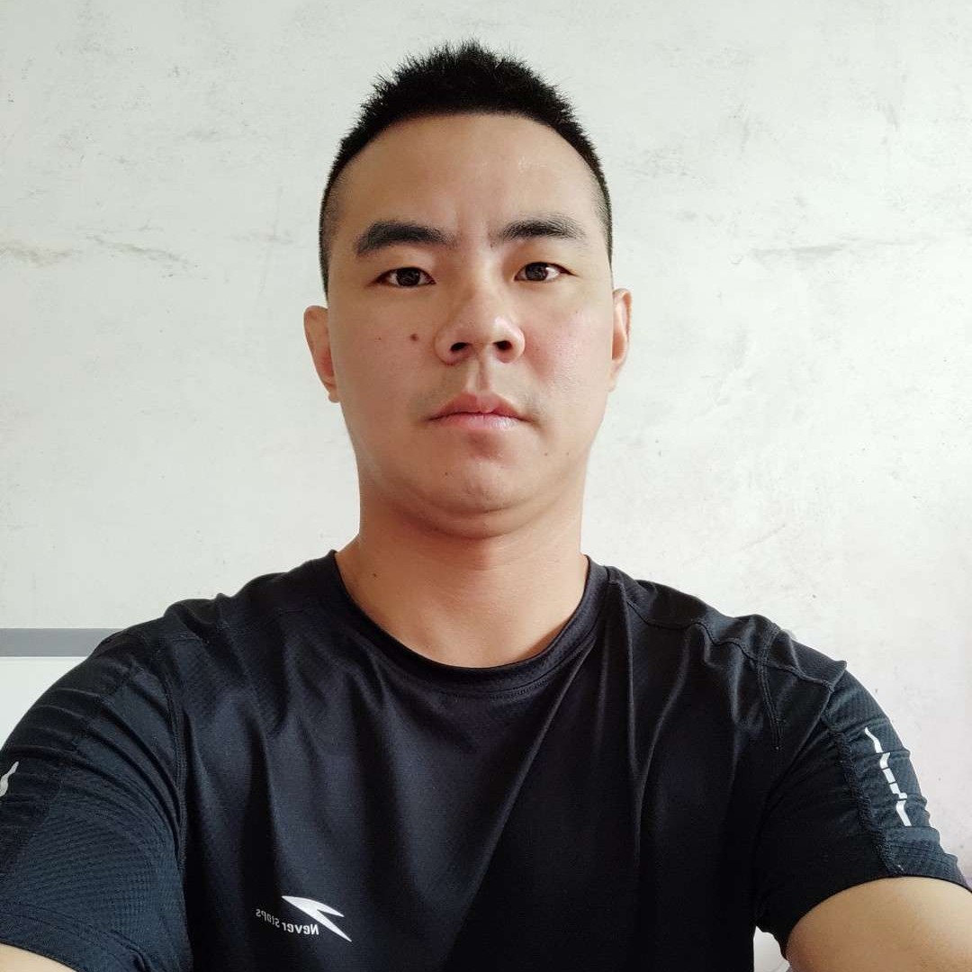 欠你的挽手缱绻的照片