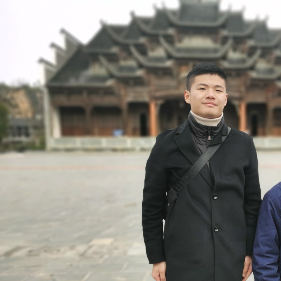 晨曦还无奈的照片