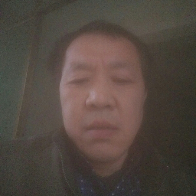 天真蹁跹黑米的照片
