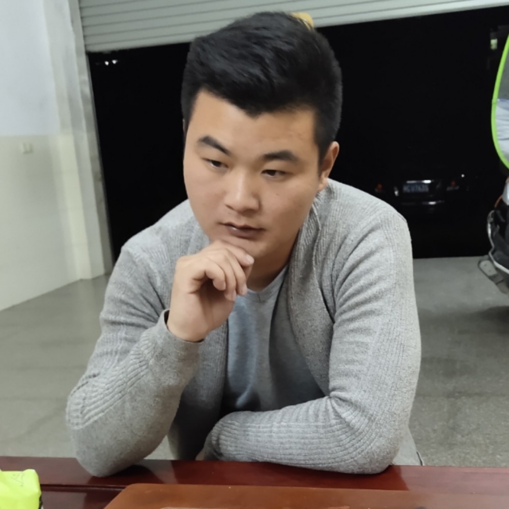 等下孤影的照片